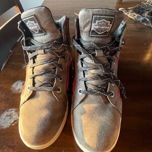 Harley-Davidson Men's Black and Red High-Top Sneakers